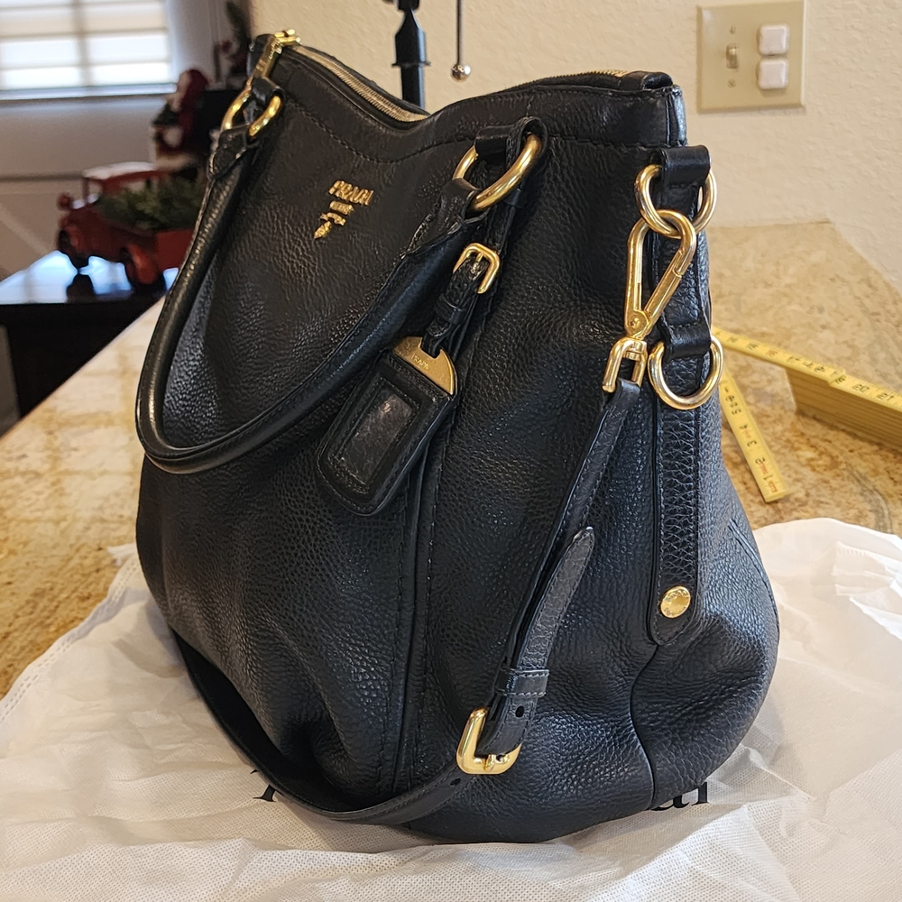 Prada Black Vitello Daino Leather Bag BR4420 Gold Brass Trim Excellent Condition - Picture 4 of 16